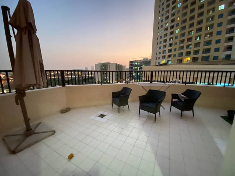 HUGE 2BHK WITH BIG TERRACE NICE VIEW CLOSE KITCHEN