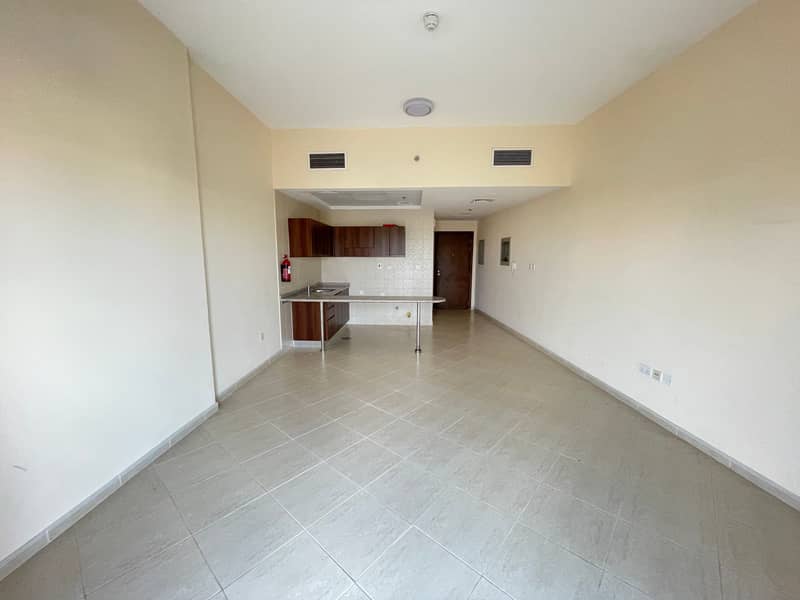位于迪拜硅绿洲，凌云居 的公寓 290000 AED - 5507395