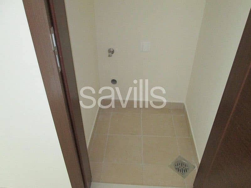 7 One bedroom unit with rent back in gate towers