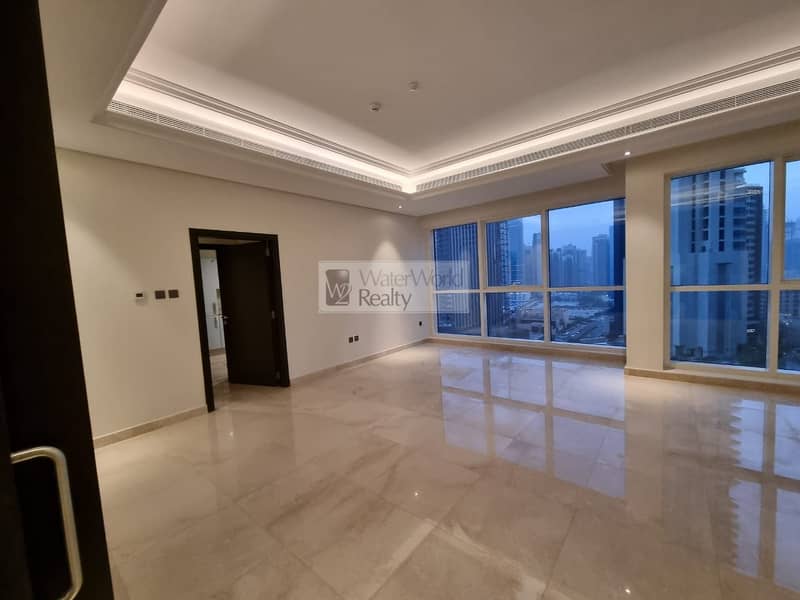 Amazing 4 Bedroom Penthouse I Ready to Move-in