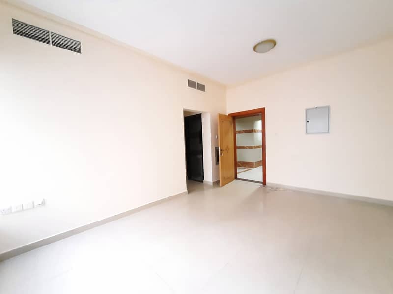 Квартира в Аль Касимия, 1 спальня, 20000 AED - 5324391