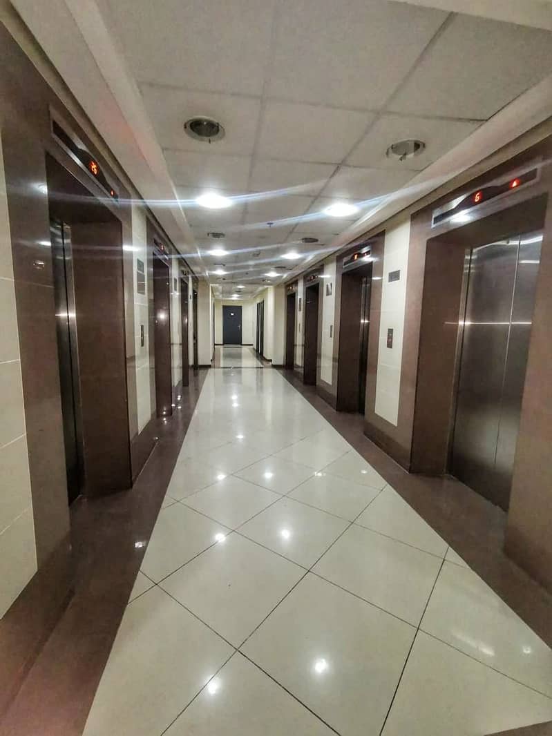 شقة في برج الزنبق مدينة الإمارات 1 غرف 180000 درهم - 4891270 شقة في برج الزنبق مدينة الإمارات 1 غرف 180000 درهم - 4891270
