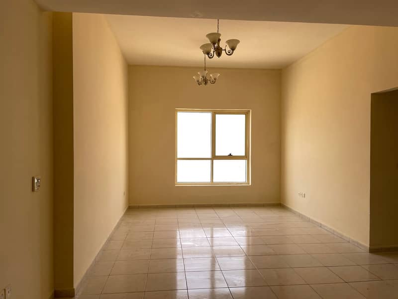 SPACIOUS 2BHK FOR RENT IN GOLD CREST TOWER A WITH PARKING WITH BUILTIN WARDROBES
