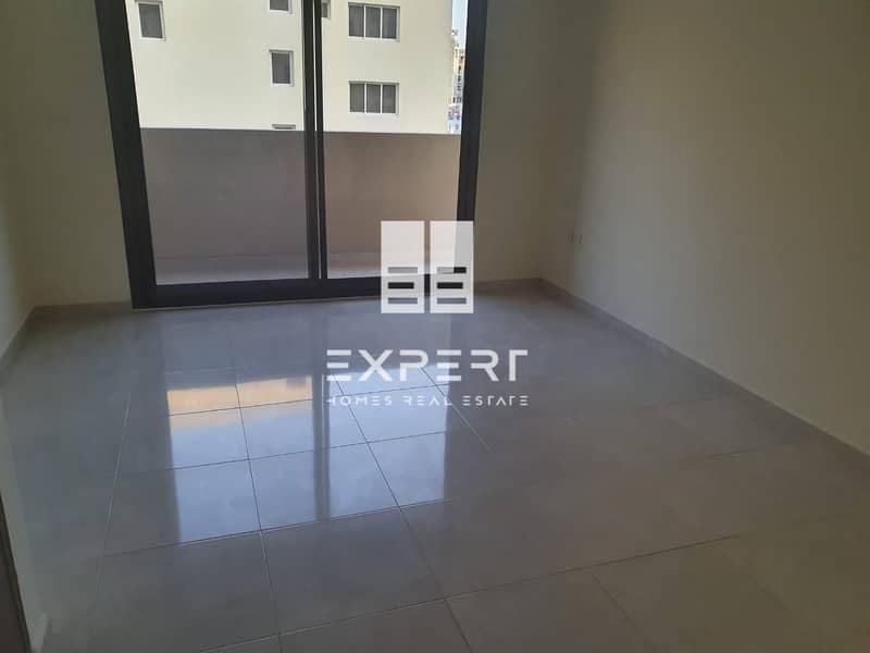 Spacious 1BEDROOM | Well Maintained | Best Price