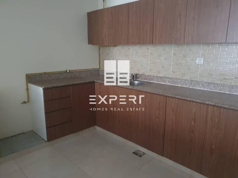 9 Spacious 1BEDROOM | Well Maintained | Best Price