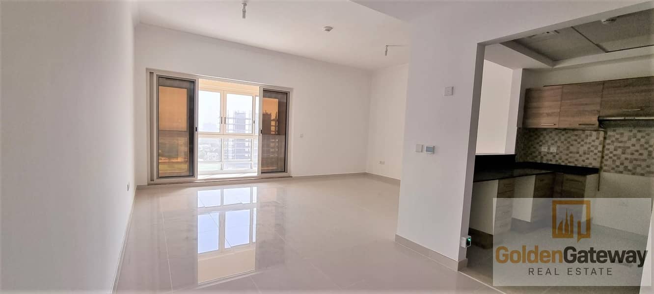 شقة في البرج الاسباني،مساكن القناه المائية غرب،مدينة دبي الرياضية 400000 درهم - 5220048