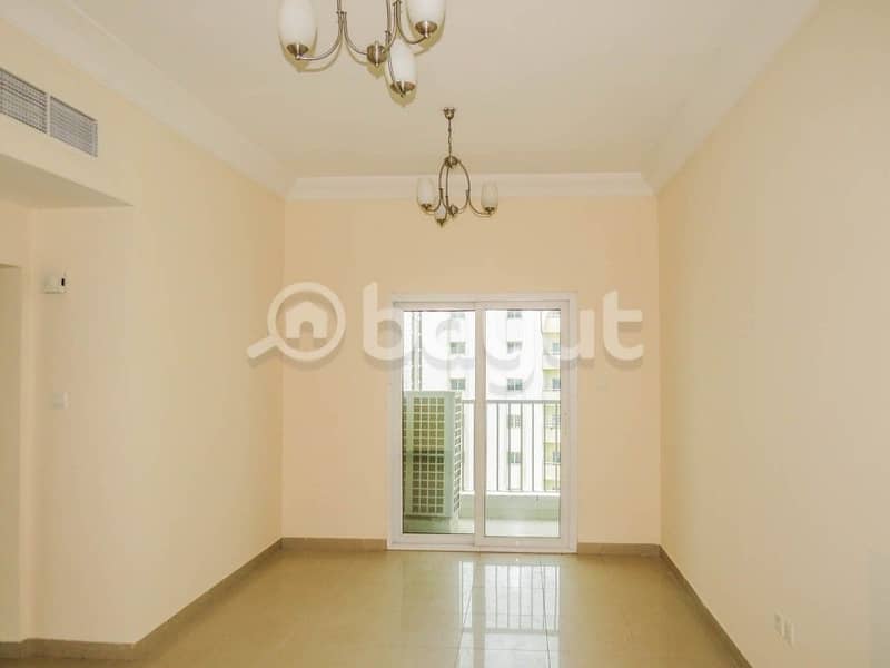 شقة في النهدة 2 غرف 30000 درهم - 4176214