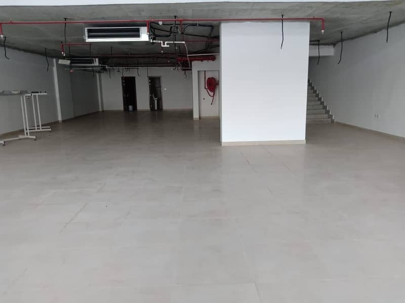 BIG SHOP for Rent 220K With ONE Month FREE , Without Commission