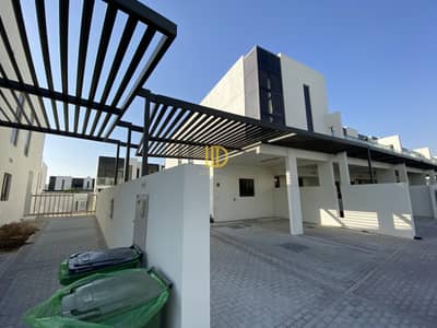 3 Bedroom Villa for Sale in DAMAC Hills 2 (Akoya by DAMAC), Dubai - Rented | Close to Pool n N Park |  Back to Back | HL