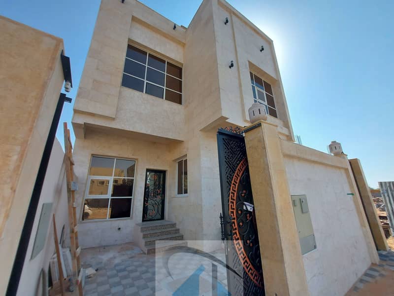 For sale villa, personal finishing, freehold for all nationalities, without down payment