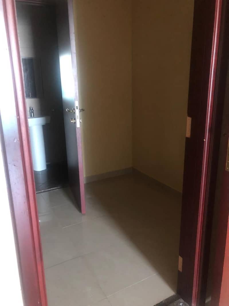 7 Washroom Masterroom