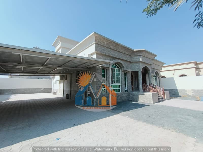 Villa for sale with electricity, water and air conditioners, in a luxurious design, facing a stone, finishing and building a very wonderful personal