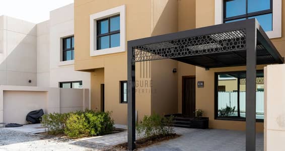 3 Bedroom Villa for Sale in Sharjah Sustainable City, Sharjah - Villas for sale near Sharjah Airport and Mohammed Bin Zayed Street at a price of 1,398,000