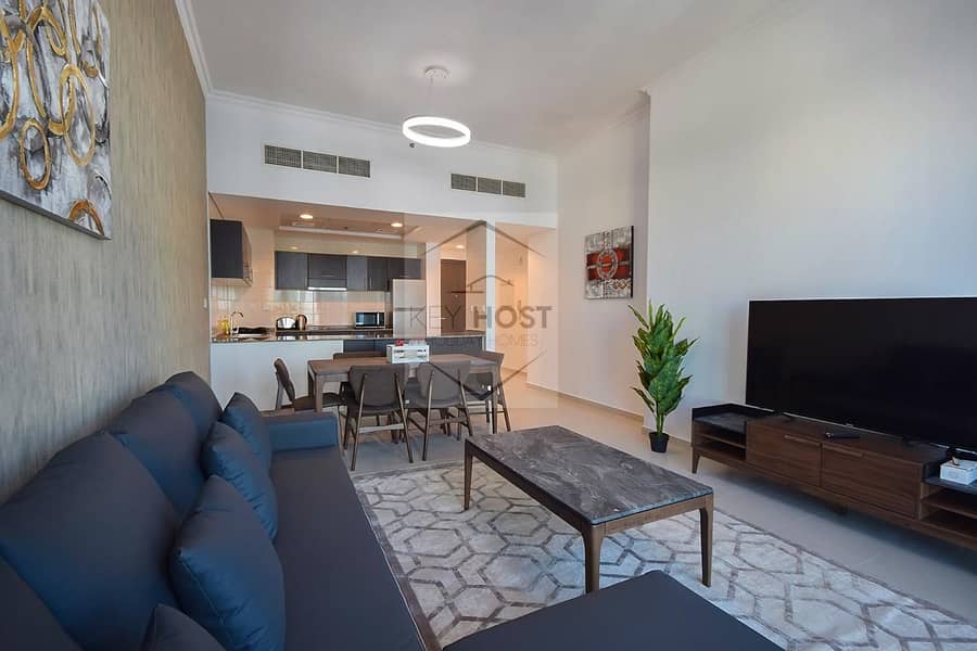 2BR High-floor with Stunning Views 2BR High-floor with Stunning Views