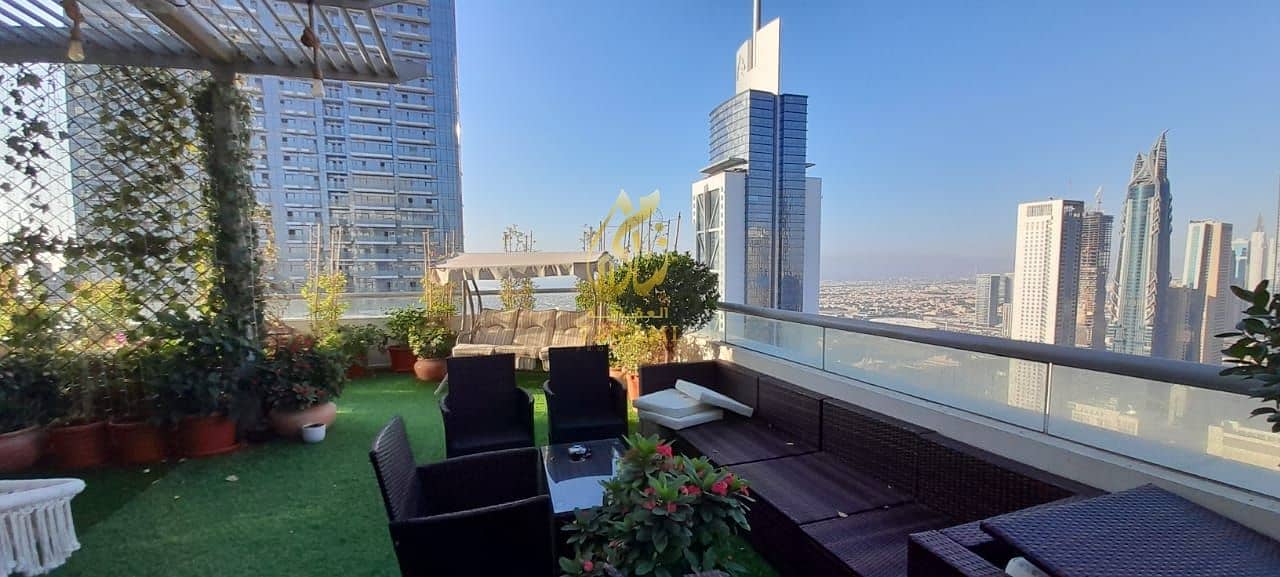 Skyline | 4BHK Penthouse | Burj Khalifa View