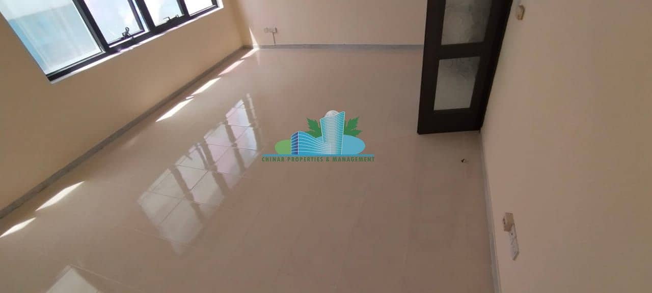 Big  3 Bhk with laundry room| Balcony | Built-in Cabinet|Central AC-Gas | 4 Payments