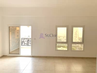 1 Bedroom Apartment for Sale in Remraam, Dubai - Hot Deal | High Floor unit | Closed kitchen | Vacant