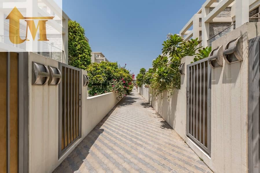 AED200K/ !!! 3 bedroom Townhouse Maids Room Polo Townhouse Meydan City.