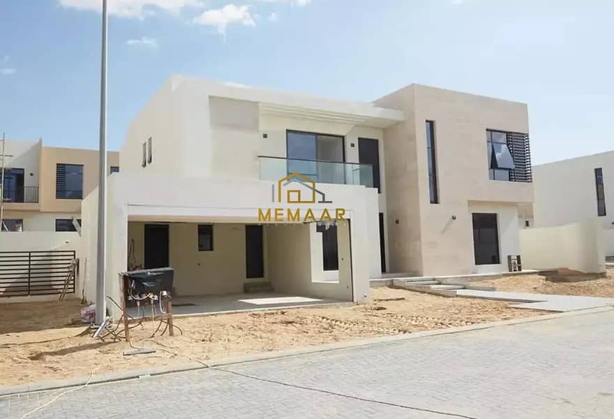 Free service charge Lifetime Your dream villa is a ready made 4 bedroom villa in the heart of Sharjah, just steps away f