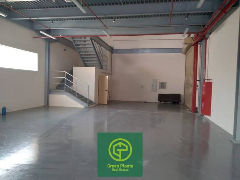 Al Qusais 3,500 sq. Ft warehouse with 35 KW electricity power built in toilet and pantry