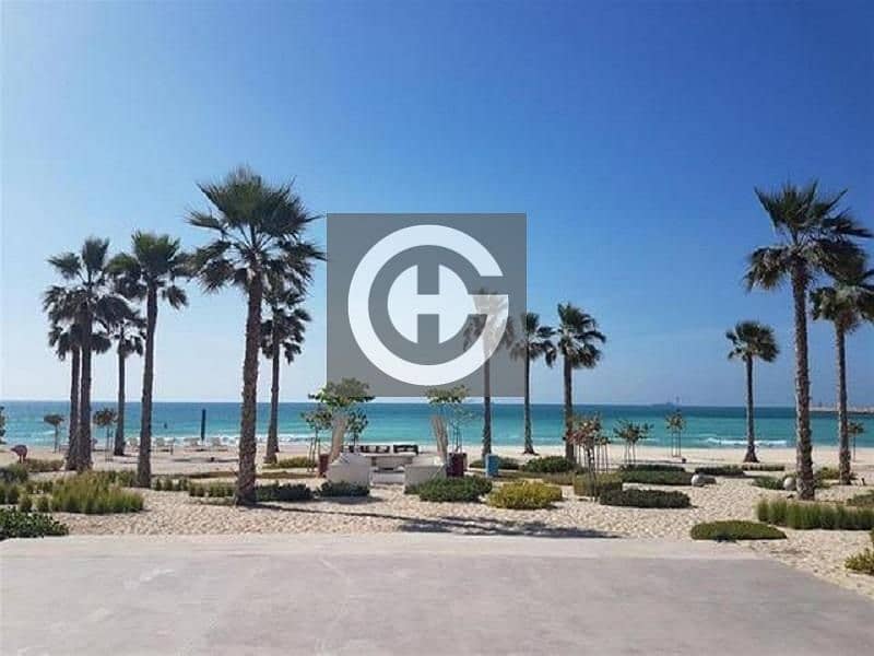 6 Pearl Jumeira Single Row Plot. (Corner)