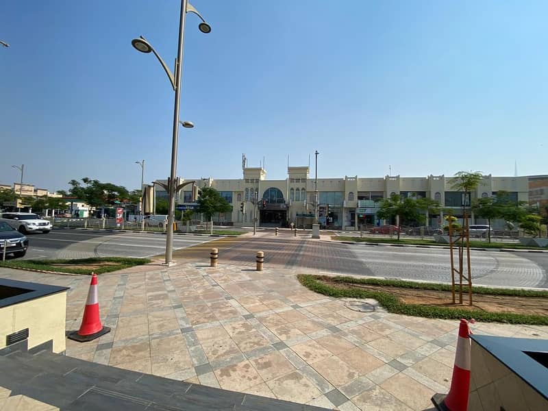 9 Retail Shop Available for Rent  on Prime Location in Jumeirah 1