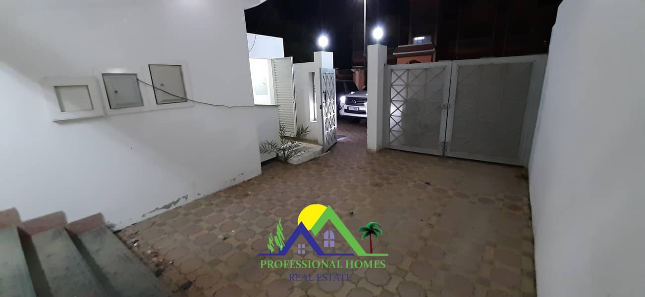 Private entrance and parking | Duplex |Near Jimi Mall