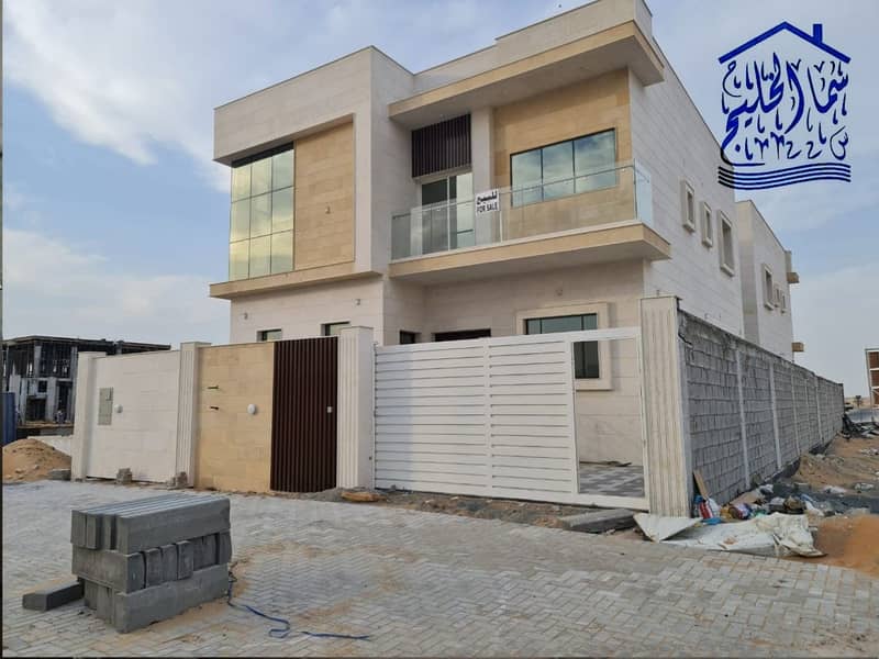 European villa in the finest and most beautiful residential areas in Al-Alia Street Corner