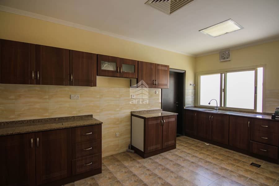 2 Renovated | 4 BR + Maid's With Pool | Jumeirah