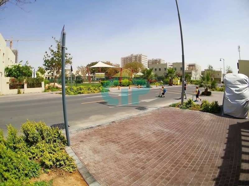 38 Spacious 3+M Quartaj Villa - Near Spinneys - Kids Play Ground - Al FURJAN