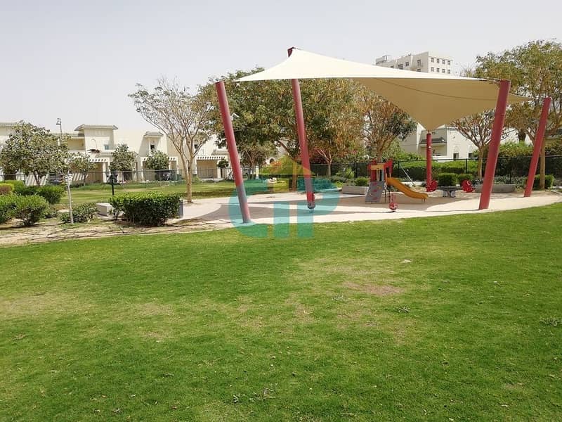 43 Spacious 3+M Quartaj Villa - Near Spinneys - Kids Play Ground - Al FURJAN