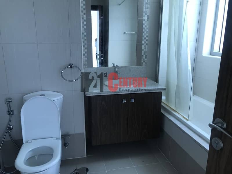 9 Furnished l 2BR+Laundry l Sea View