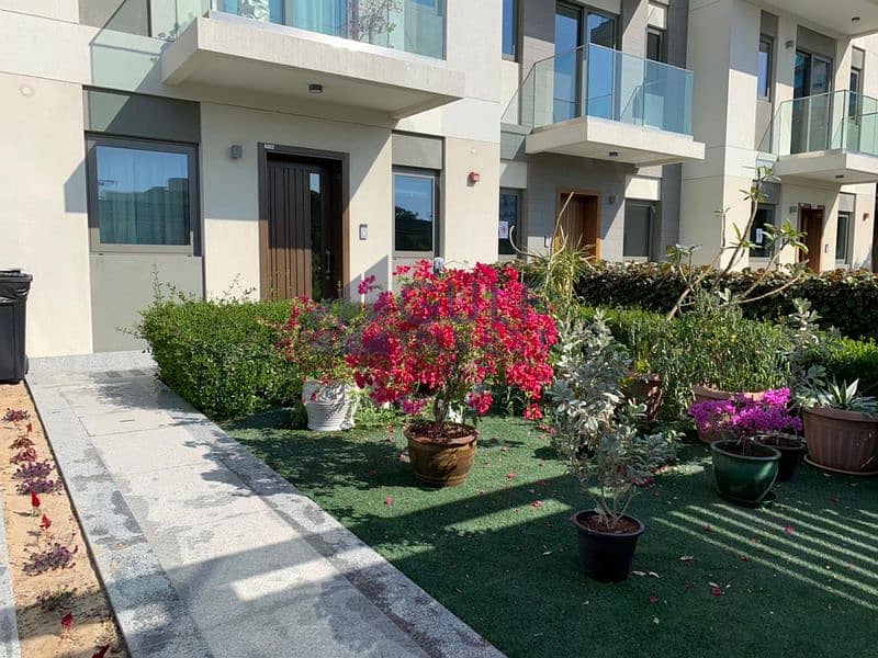 Ready 4BR Townhouse / Private Elevator / In The Prime Location of Meydan!