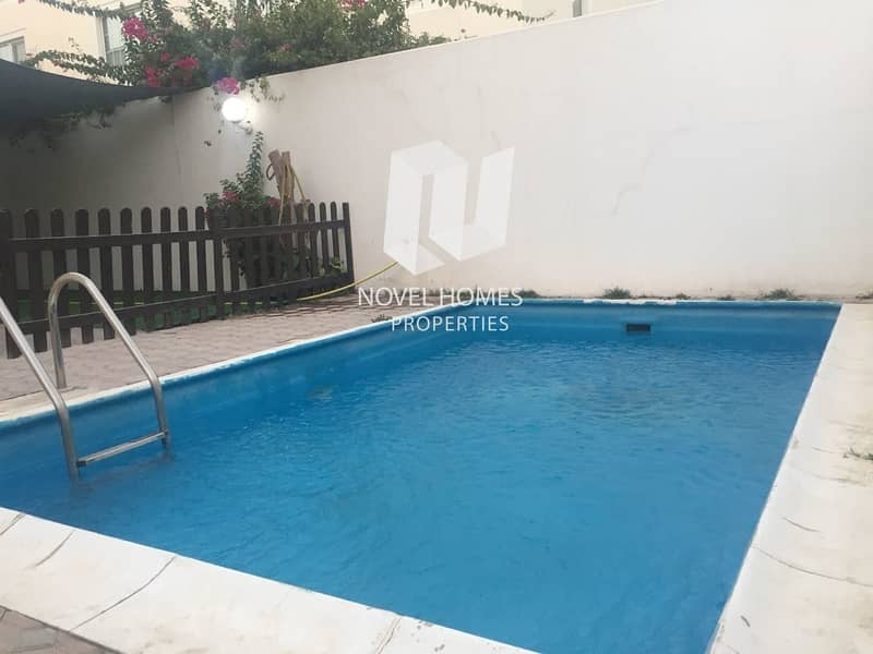 11 4bed withPrivate pool Villa in Al Barsha
