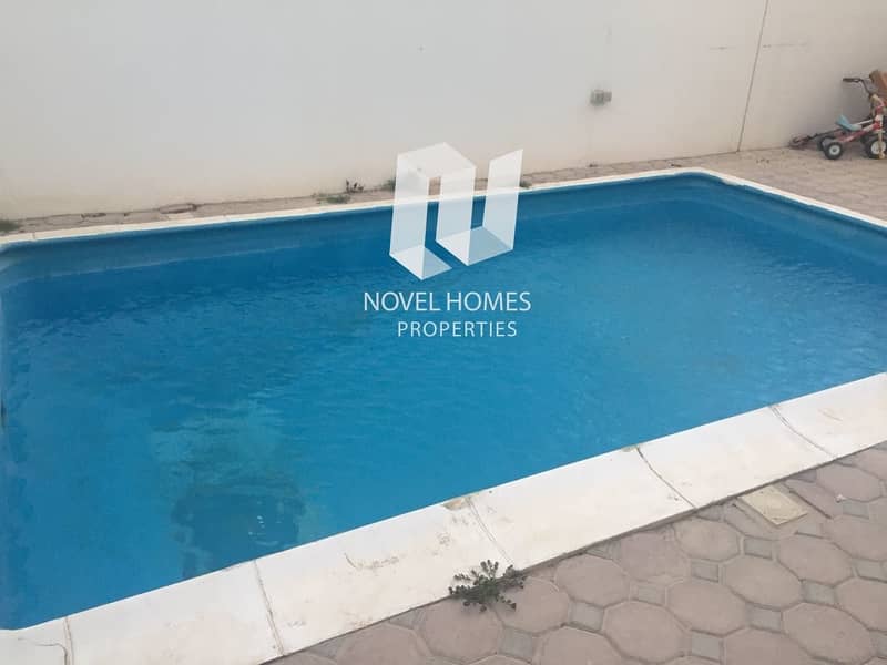 16 4bed withPrivate pool Villa in Al Barsha