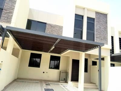 3 Bedroom Villa for Rent in DAMAC Hills 2 (Akoya by DAMAC), Dubai - Middle Unit/ Boulevard View/ R2-M