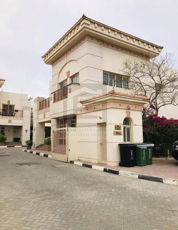 Hot Deal 4BR + Maid Villa for Rent in Umm Suqaim