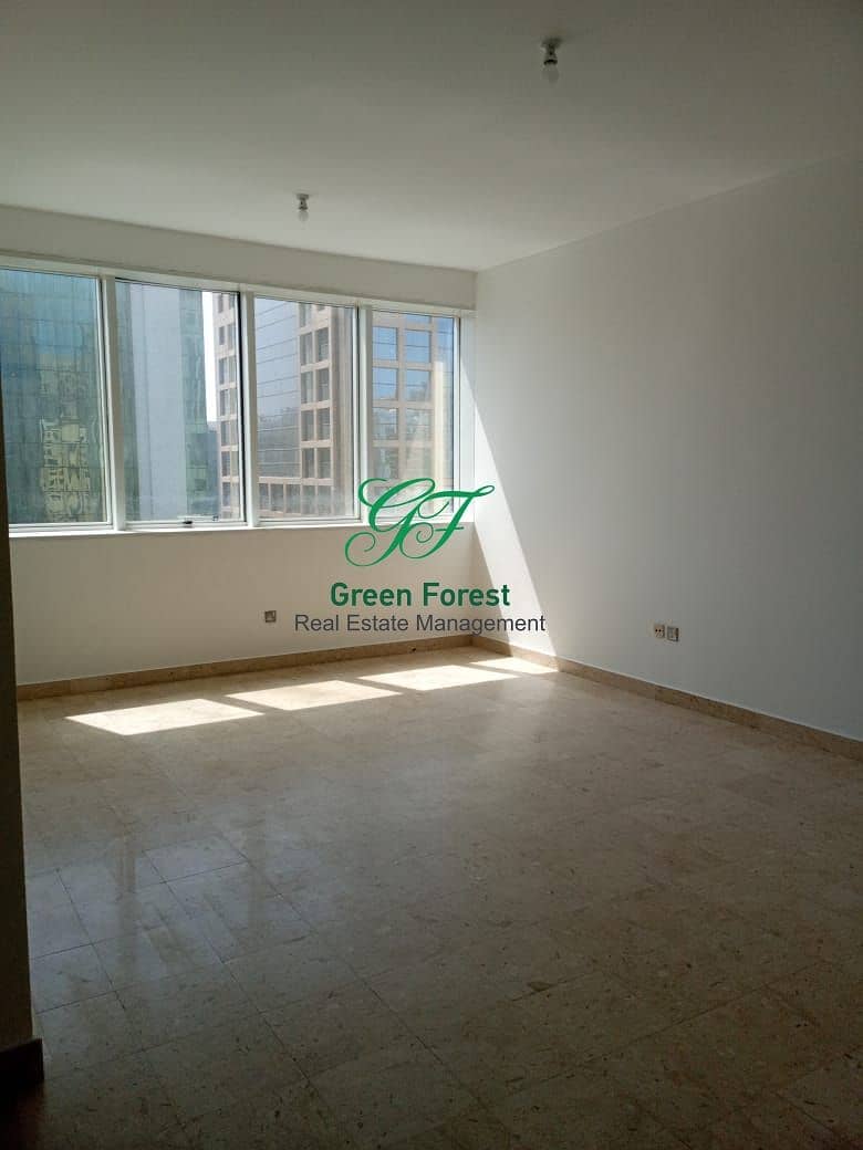 Beautiful 2bedroom Apartment along living room and built in wardrobe