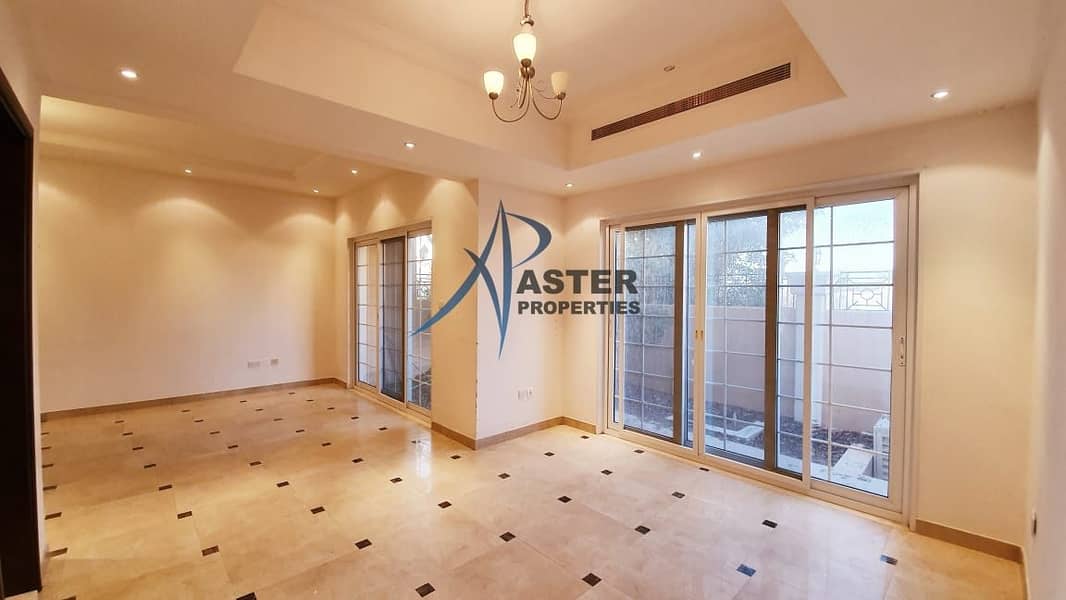 7 Western Style 3 BR|Maid Room|Covered Parking