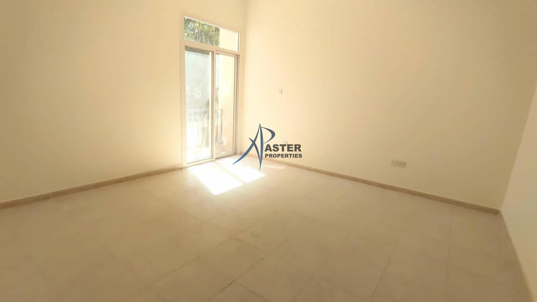 15 5BR VILLA FOR RENT IN Emirates COMPOUND