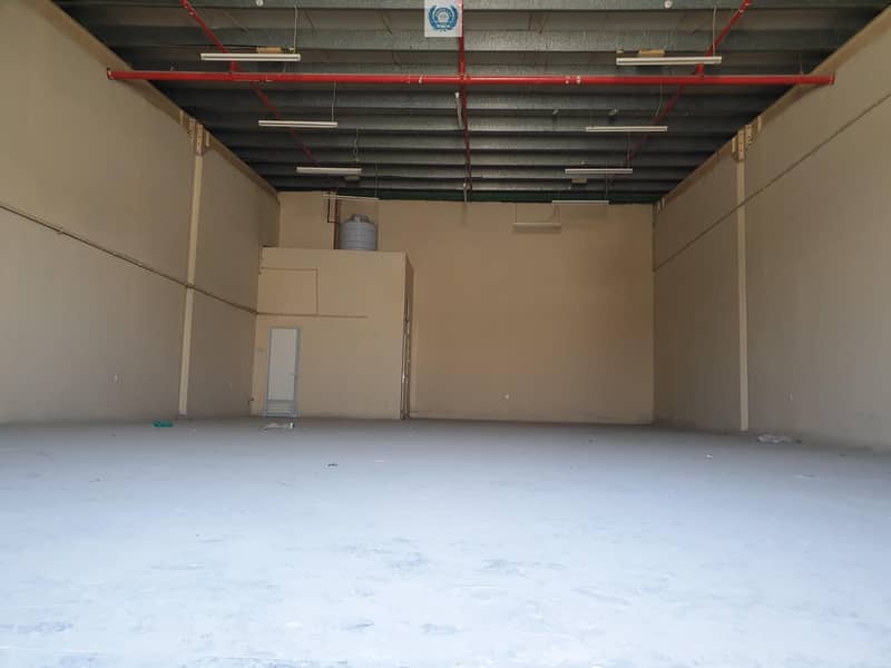 WELL MAINTAINED SPACIOUS WAREHOUSE AVAILABLE FOR RENT INDUSTRIAL AREA/12