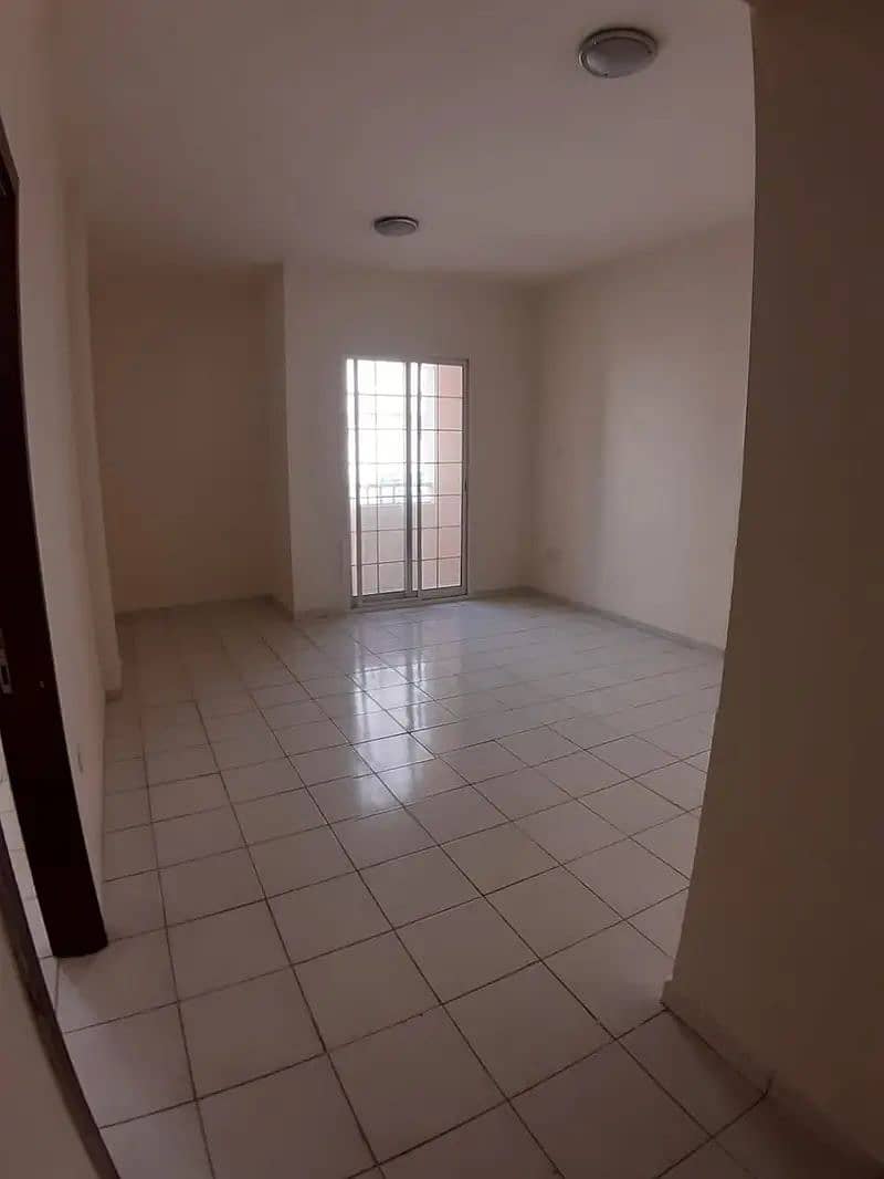 1Bedroom with Balcony in Emirates 320K Net to the Landlord.