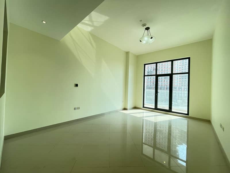 Квартира в Аль Джадаф，Аль Джаддаф Резиденс, 2 cпальни, 64000 AED - 5504242