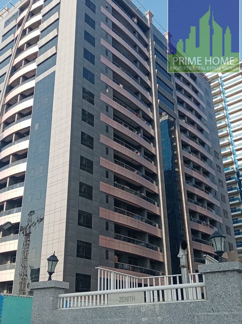 AMN-SPACIOUS 2 BEDROOM APARTMENT WITH BALCONY AND OPE N KITCHEN | VACANT FOR SALE | HAMZA TOWER | SPORTS CITY
