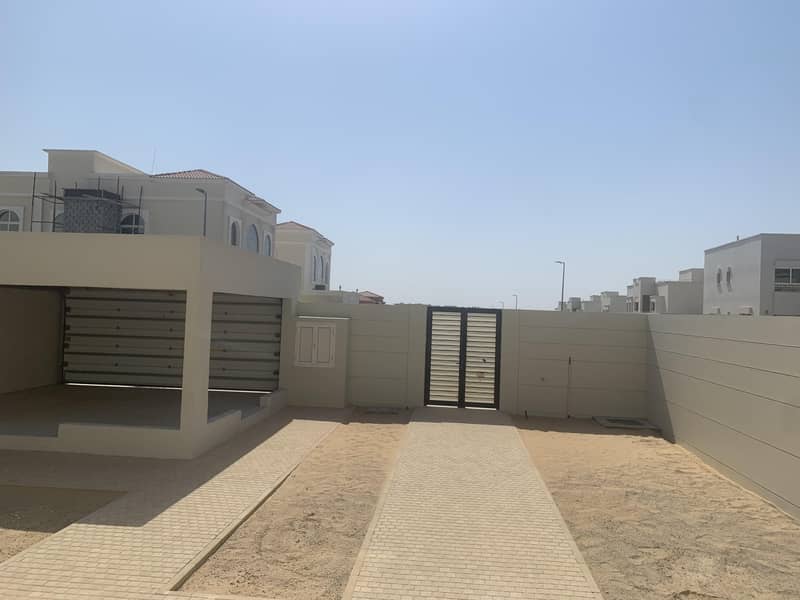 Brand New Three Bedroom Villa for Rent with Large Gardening Area