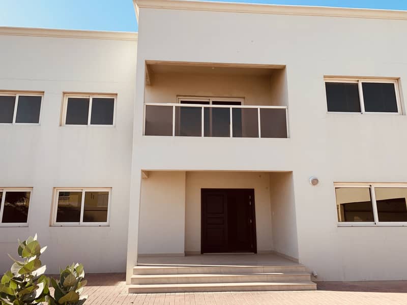 Spacious Five Bedroom Villa For Rent in Al Barashi, Sharjah