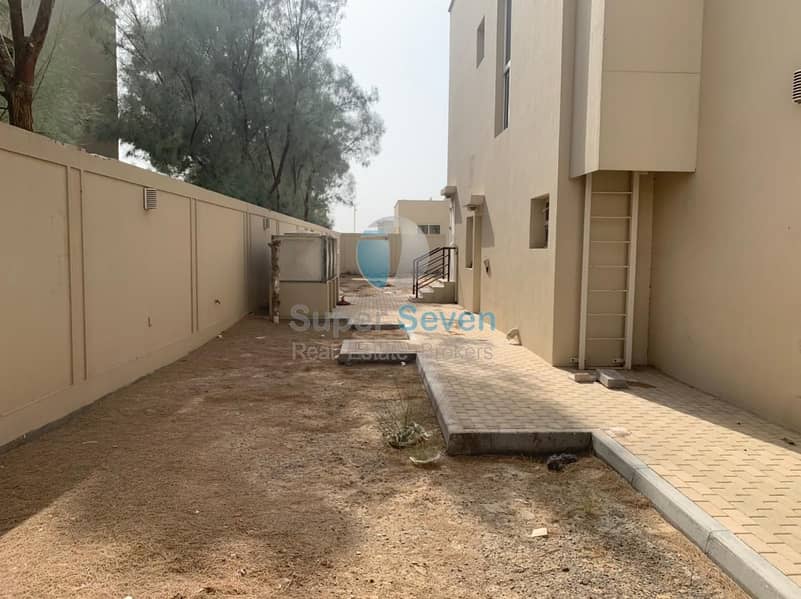 17 Independent 5-Bedroom villa for rent Barashi Sharjah