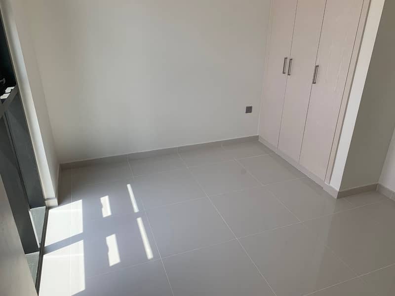 11 Spacious 3BR New Townhouse in Akoya Oxygen
