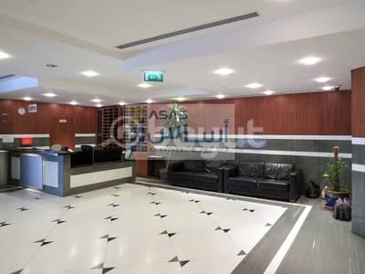 3 Bedroom Apartment for Rent in Al Khan, Sharjah - Luxurious Three Master Bedroom with 2 Month Free & 1 FREE PARKING in SIB Tower -  Chiller Free