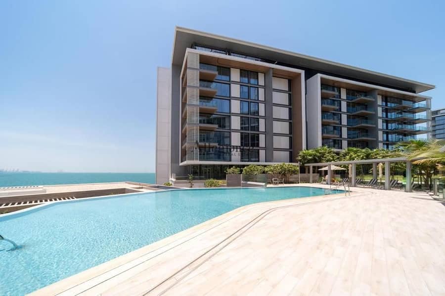 18 Luxurious 2 Bedroom | Fully Fitted | Sea View